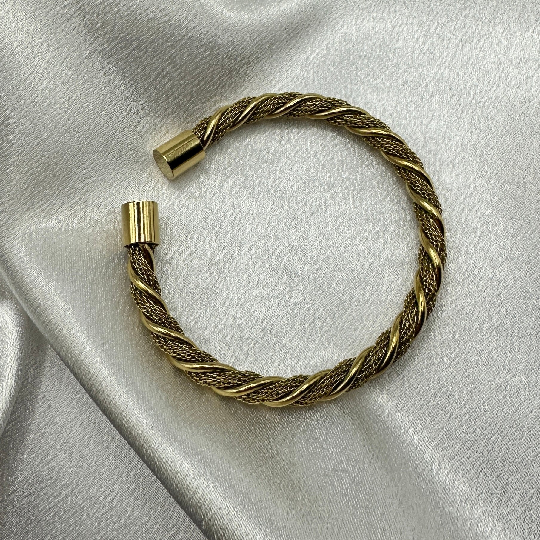ARMREIF GOLDEN TWIST.