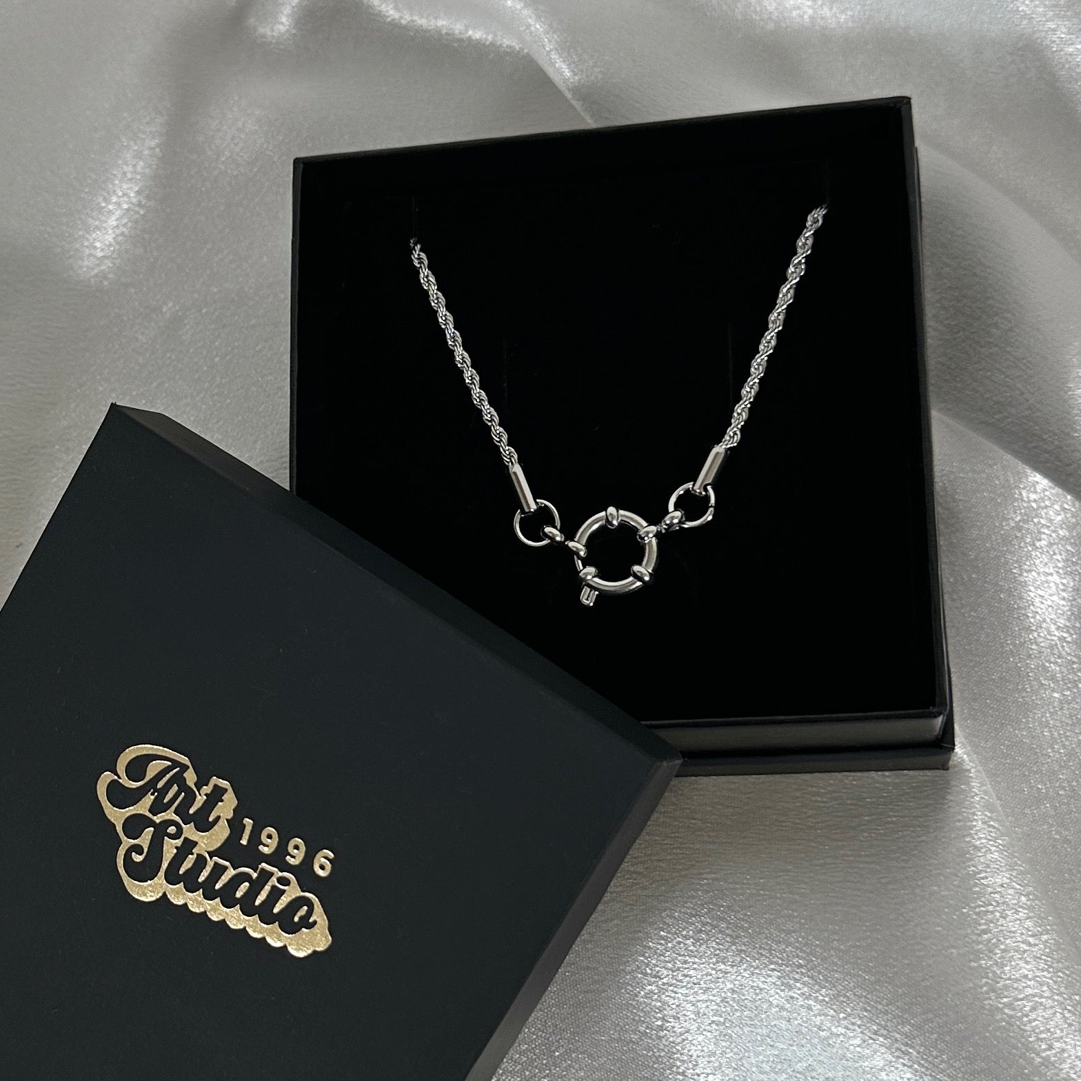 CHARMKETTE TOKIO SILVER.