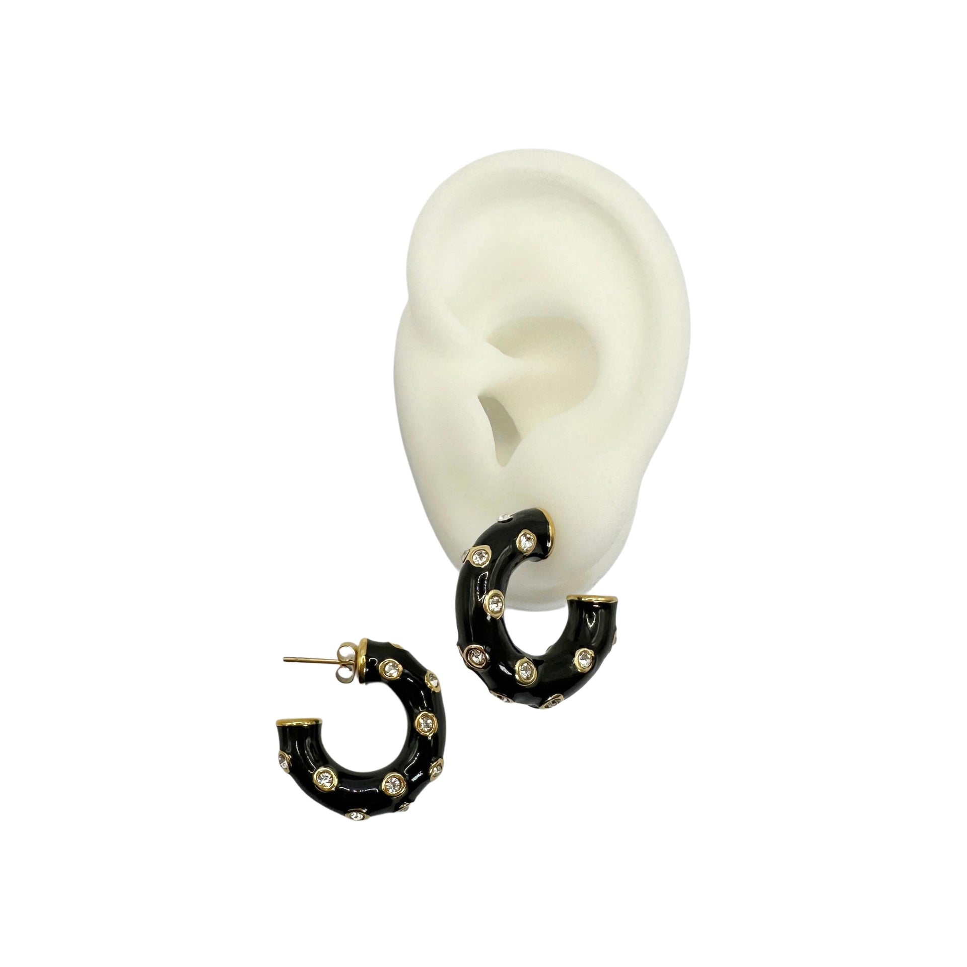 OHRRINGE BLACK HOOPS.