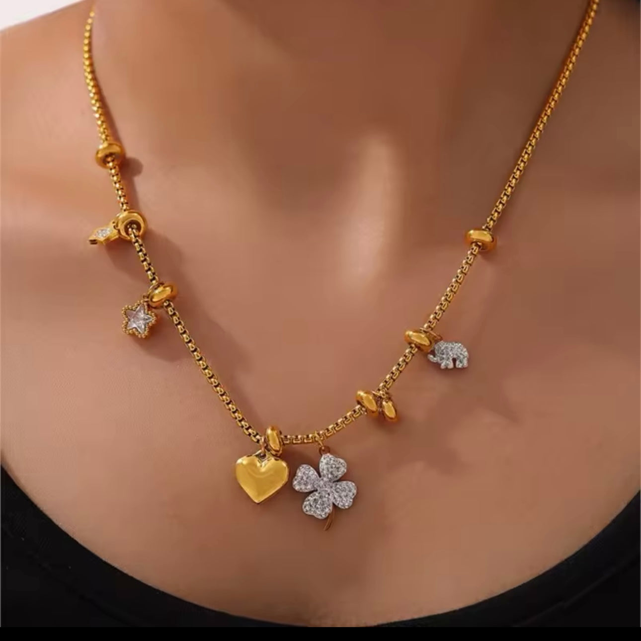 SET LUCKY LOVE.