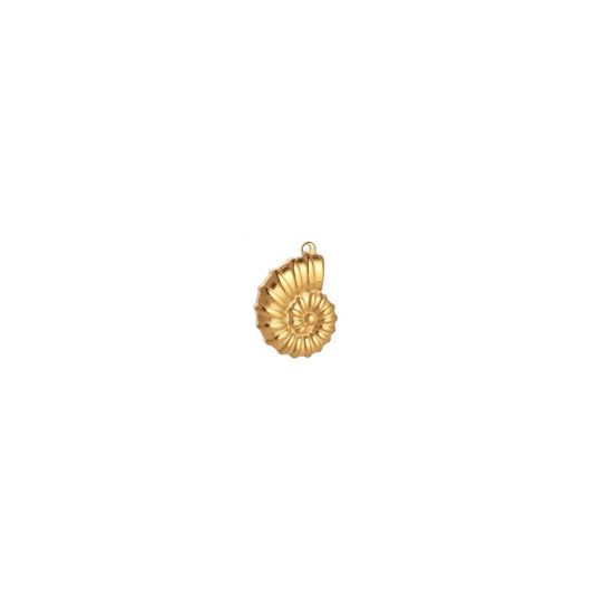 GOLDEN SHELL CHARM.