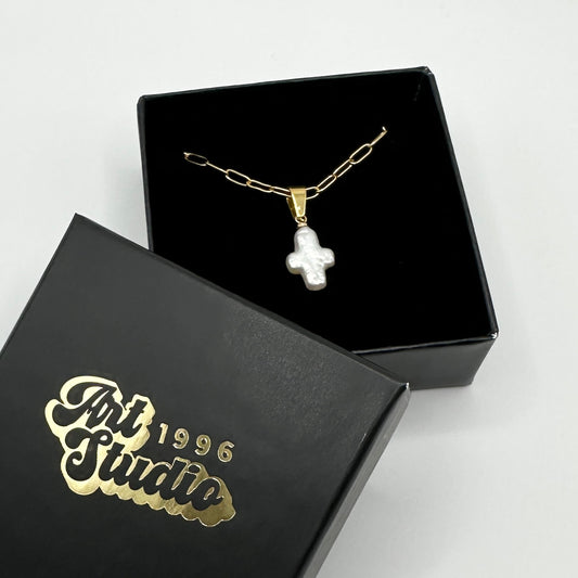 KETTE PEARL CROSS.