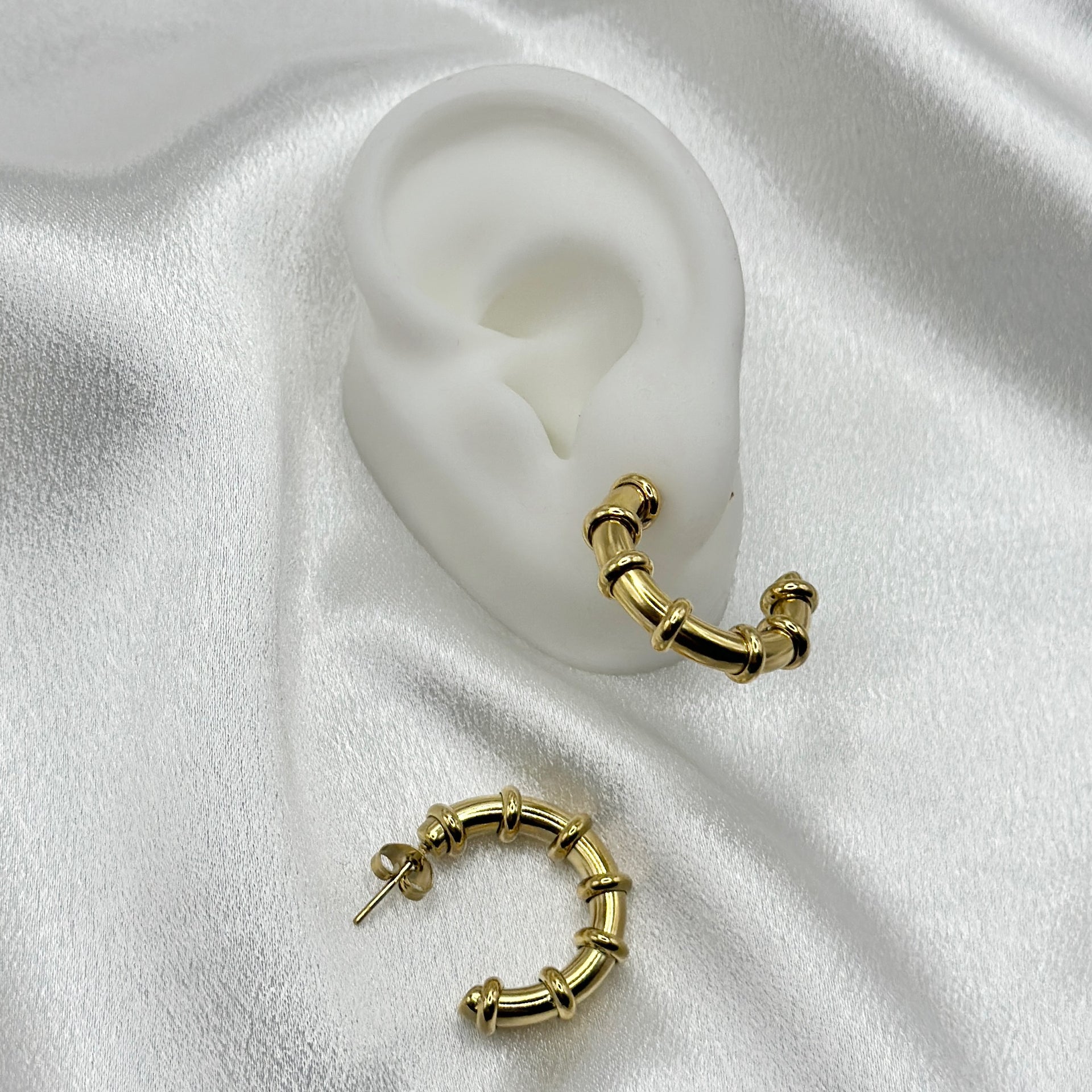 Ohrringe „CLASSY HOOPS“