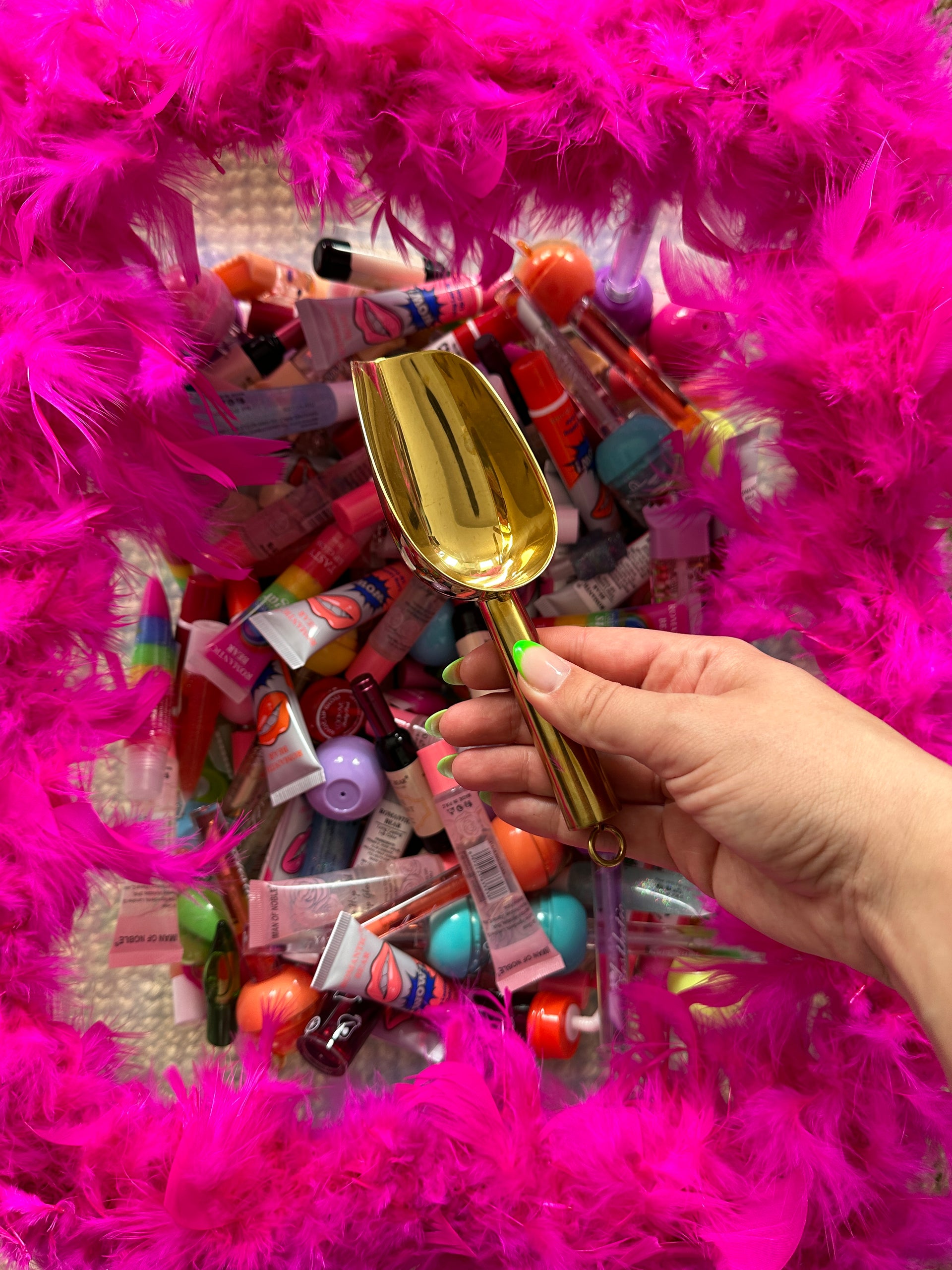 LIPGLOSS - SCHAUFELN.